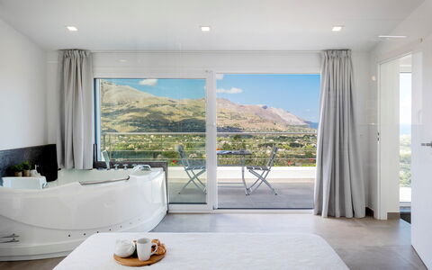 Villa dei Sospiri 4: Mueble, Recurso, Silla, Techo, Arreglo De Tubería, Hotel, Planta De Casa, Mueble Para Exteriores, Balcón, Eco Hotel