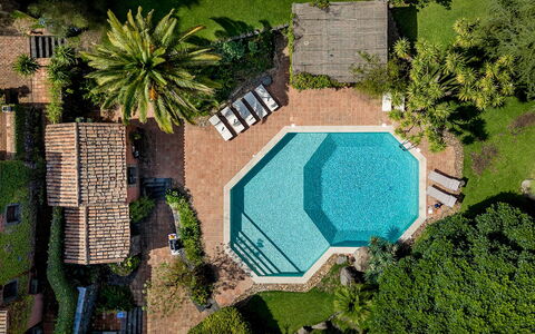 Linera 10: Piscina, Recurso, Eco Hotel, Paraguas, Hacienda, Inmuebles, Villa, Sombra, Sunlounger, Thermae