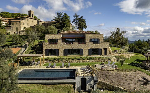 I Tramonti 10+2: Arbusto, Casa, Inmuebles, Jardín, Cabaña, Paisajismo, Mansión, Casa De Campo, Villa, Hacienda