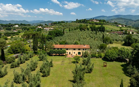 Villa Collegigliato 8: Paisaje, El Terreno Del Lote, Llanura, Área Rural, Inmuebles, Hill Station, Prado, Pasto, Pueblo, Casa De Campo