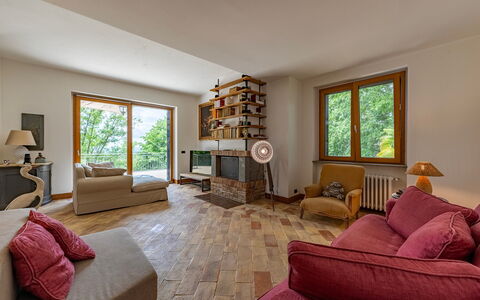 Villa Il Ritiro 8: Mueble, Diseño De Interiores, Piso, Madera, Habitación, Suelo, Techo, Sala, Sofá, Madera Dura