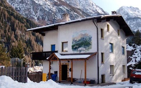 Alleghe 100: Nieve, Montaña, Edificio, Cielo, Propiedad, Ventana, Naturaleza, Casa, Pendiente, Árbol
