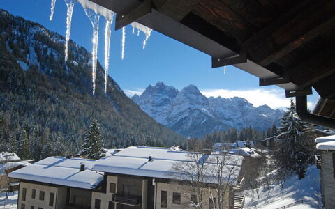 Madonna di Campiglio 1: Accidentes Geográficos Montañosas, Cordillera, Invierno, Congelación, Nieve, Hill Station, Montaña, Valle, Tierras Altas, Pendiente
