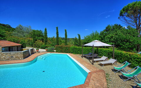 Casa Scopeti: Piscina, Propiedad, Bienes Raíces, Casa, Inmuebles, Ocio, Recurso, Vacaciones, Agua, Edificio