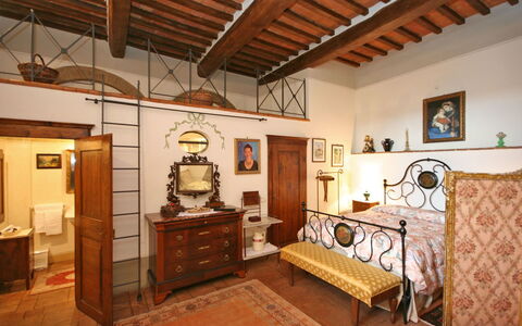Santo Agostino: Habitación, Propiedad, Edificio, Diseño De Interiores, Techo, Casa, Mueble, Bienes Raíces, Arquitectura, Casa