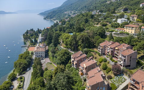 Residenza del Pascià: Barrio Residencial, Paisaje, Casa, Casa, Costeras Y Los Accidentes Geográficos Oceánico, Asentamientos Humanos, Costa, Suburbio, Vista Panorámica, Hill Station