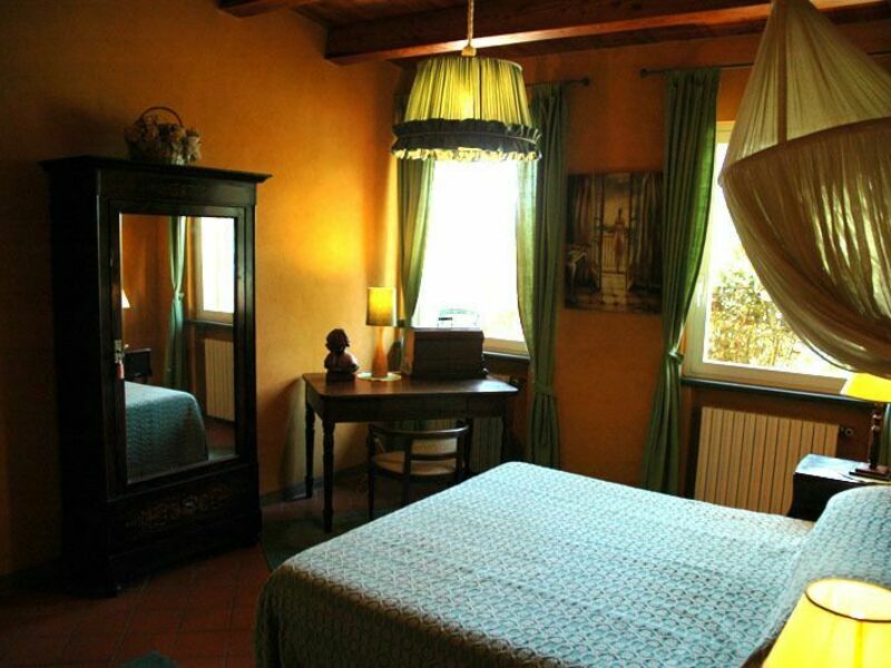 Bedroom Orfeo