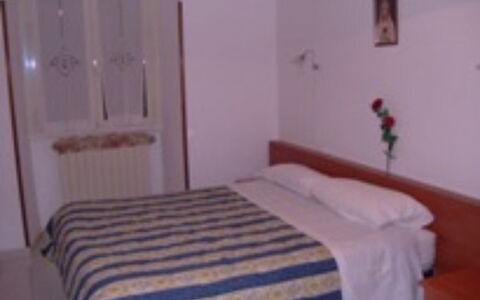 Alojamiento:&nbsp;Room 3
