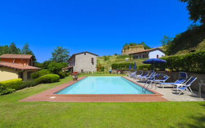 Le Balze - Terranuova Bracciolini, Toscana, Italia - La Rosa