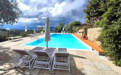 La Greppia: Piscina, Recurso, Mueble Para Exteriores, Eco Hotel, Ciudad De Vacaciones, Hotel, Hacienda, Villa, Sunlounger, Thermae