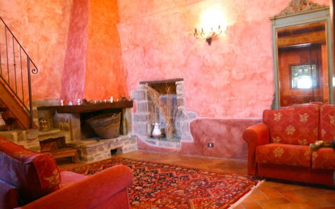 Torre di Vignale: Habitación, Propiedad, Mueble, Sala, Diseño De Interiores, Edificio, Pared, Suelo, Casa, Bienes Raíces