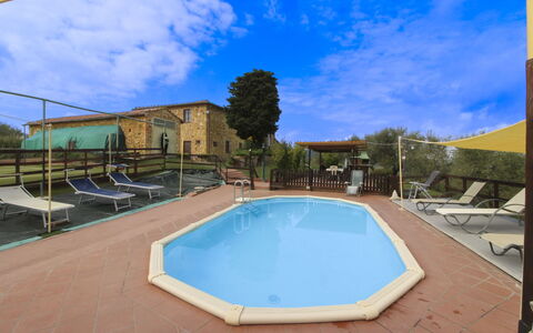 Casa Bella: Piscina, Recurso, Mueble Para Exteriores, Eco Hotel, Hotel, Silla, Villa, Sombra, Hacienda, Paraguas