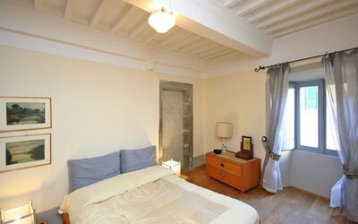 Alojamiento:&nbsp;Cortonese 1