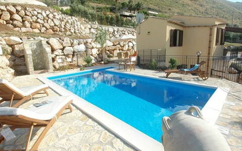 Villa Giuliana