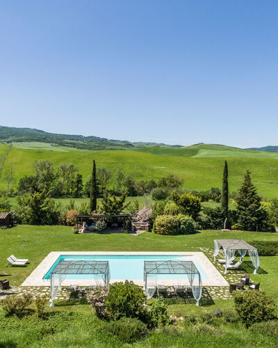 Villa Castiglione: Piscina, Mueble, Recurso, Eco Hotel, Jardín, Mueble Para Exteriores, Silla, Casa De Campo, Villa, Plantación