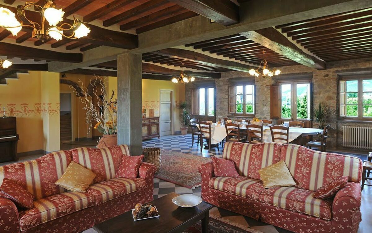 Alojamiento:&nbsp;Camelia