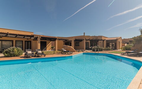 Costa Paradiso 365