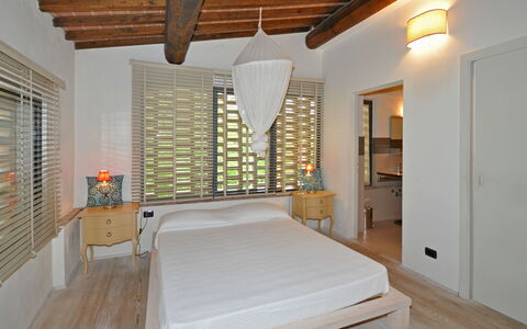 Villa Diletta: Habitación, Propiedad, Mueble, Habitación, Cama, Edificio, Diseño De Interiores, Techo, Casa, Suelo