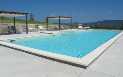 Casale Mitzi: Piscina, Propiedad, Bienes Raíces, Ocio, Edificio, Casa, Rectángulo, Villa, Inmuebles, Departamento