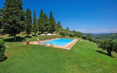Bastia: Propiedad, Piscina, Hierba, Paisaje Natural, El Terreno Del Lote, Inmuebles, Villa, Bienes Raíces, Casa, Edificio