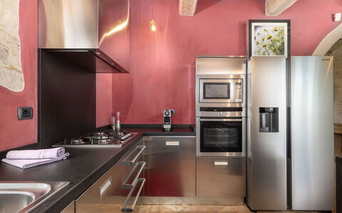 Villa Ferdinando: Cocina, Aparato De Cocina, Mostrador, Diseño De Interiores, Electrodoméstico, Mueble, Piso, Electrodoméstico, Madera, Casa