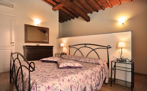 Casa Fabrizio: Edificio, Propiedad, Mueble, Comodidad, Madera, Diseño De Interiores, Encendiendo, Arquitectura, Suelo, Marco De La Cama
