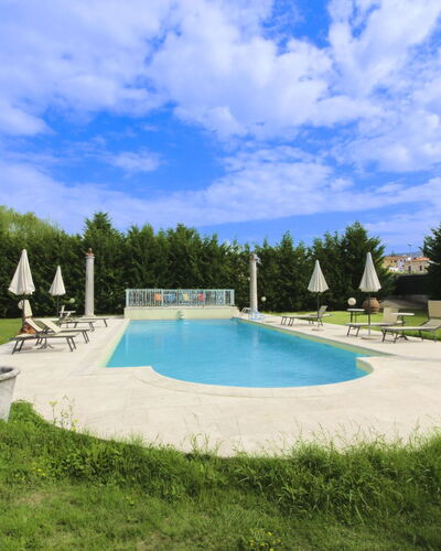 Villa Quattro Mori: Jardín, Césped, Paisajismo, Sombra, Mueble Para Exteriores, Parque, Hacienda, Inmuebles, Yarda, Eco Hotel