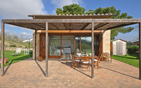 Capannino: Propiedad, Pérgola, Pabellón, Pabellón, Techo, Edificio, Sombra, Casa, Casa, Bienes Raíces
