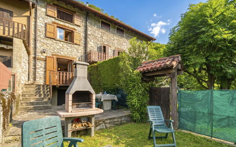 Cà del Fritz: Cabaña, Jardín, Casa De Campo, Inmuebles, Eco Hotel, Patio Interior, Paisajismo, Pueblo, Yarda, Villa
