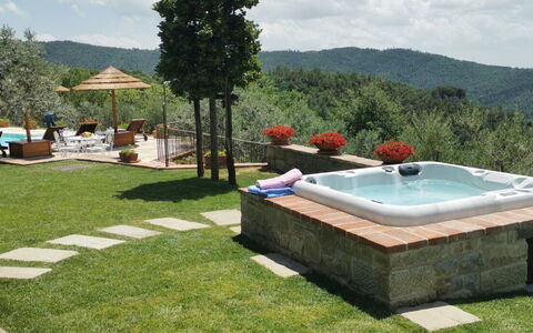 Villa Noceta: Nube, Planta, Cielo, Agua, Árbol, Rectángulo, El Terreno Del Lote, Ocio, Mueble Para Exteriores, Paisaje
