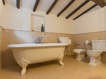 Alojamiento:&nbsp;Ginestra