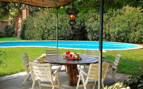 Barchessa Palladio: Mueble, Mueble Para Exteriores, Mesa, Silla, Mesa Al Aire Libre, Jardín, Patio Interior, Sombra, Patio, Yarda