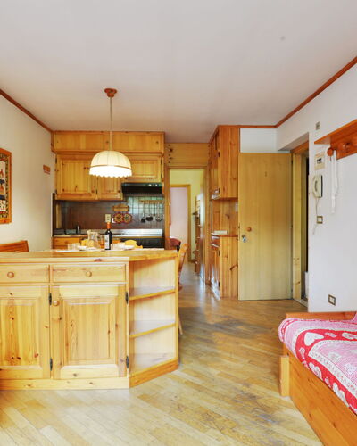 Apt 1 570.1
