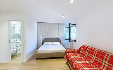 Canazei 590: Mueble, Diseño De Interiores, Piso, Suelo, Habitación, Techo, Cama, Textil, Departamento, Habitación