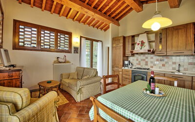 Fienile: Habitación, Propiedad, Edificio, Diseño De Interiores, Mueble, Techo, Casa, Casa, Sala, Bienes Raíces