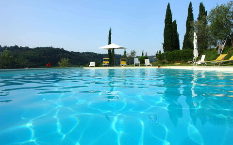 Tenuta Il Tresto: Piscina, Agua, Azul, Ocio, Vacaciones, Cielo, Verano, Divertido, Turismo, Árbol
